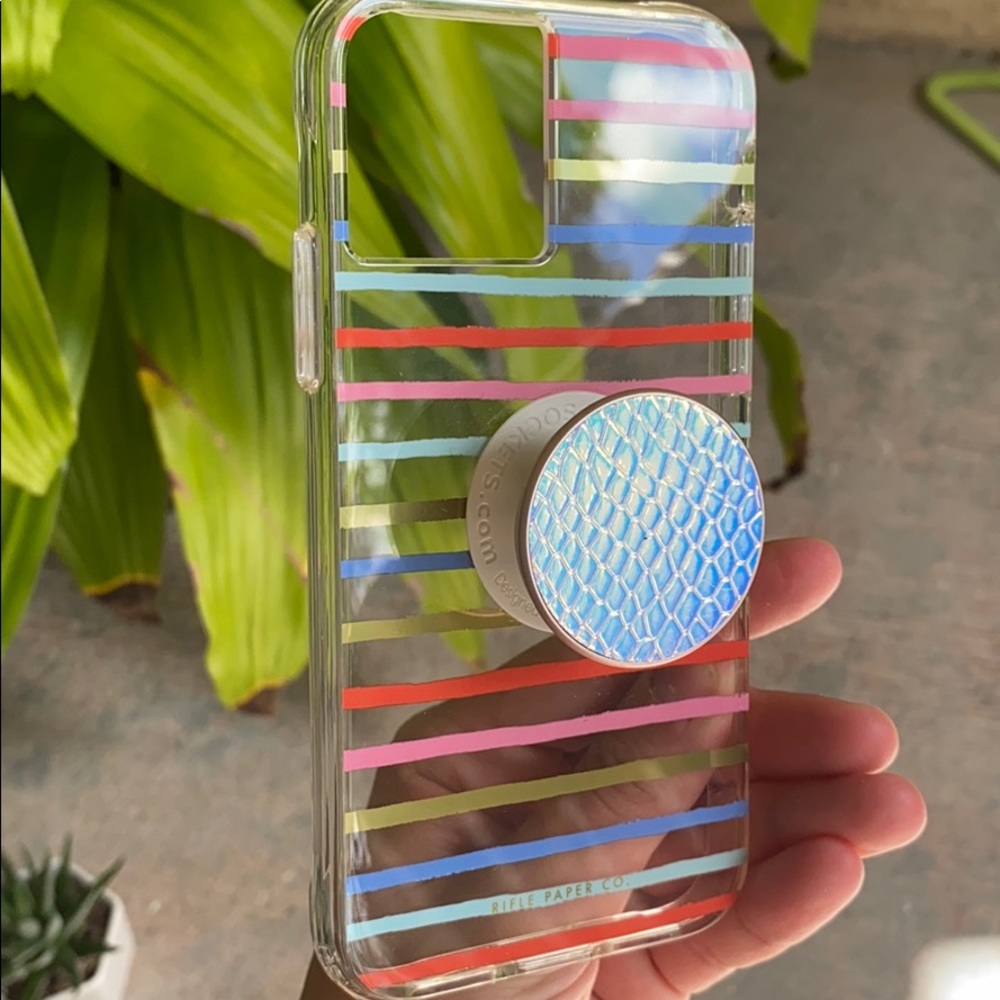 iPhone Max (smaller version) Case w/ Popsocket - Picture 3 of 5